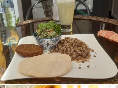 NawFalih Comida Árabe